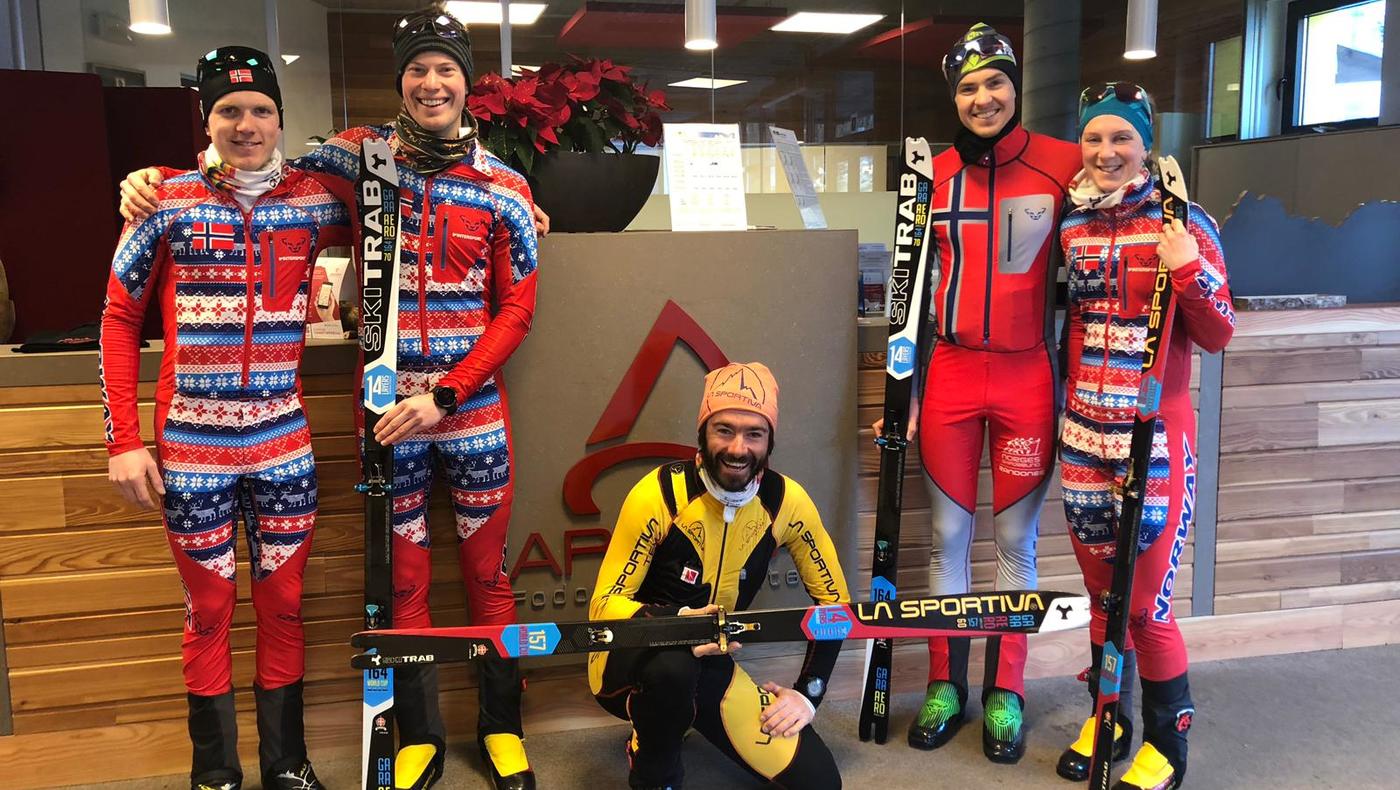 La Nazionale Norvegese di sci alpinismo in allenamento sulle nevi di Arabba