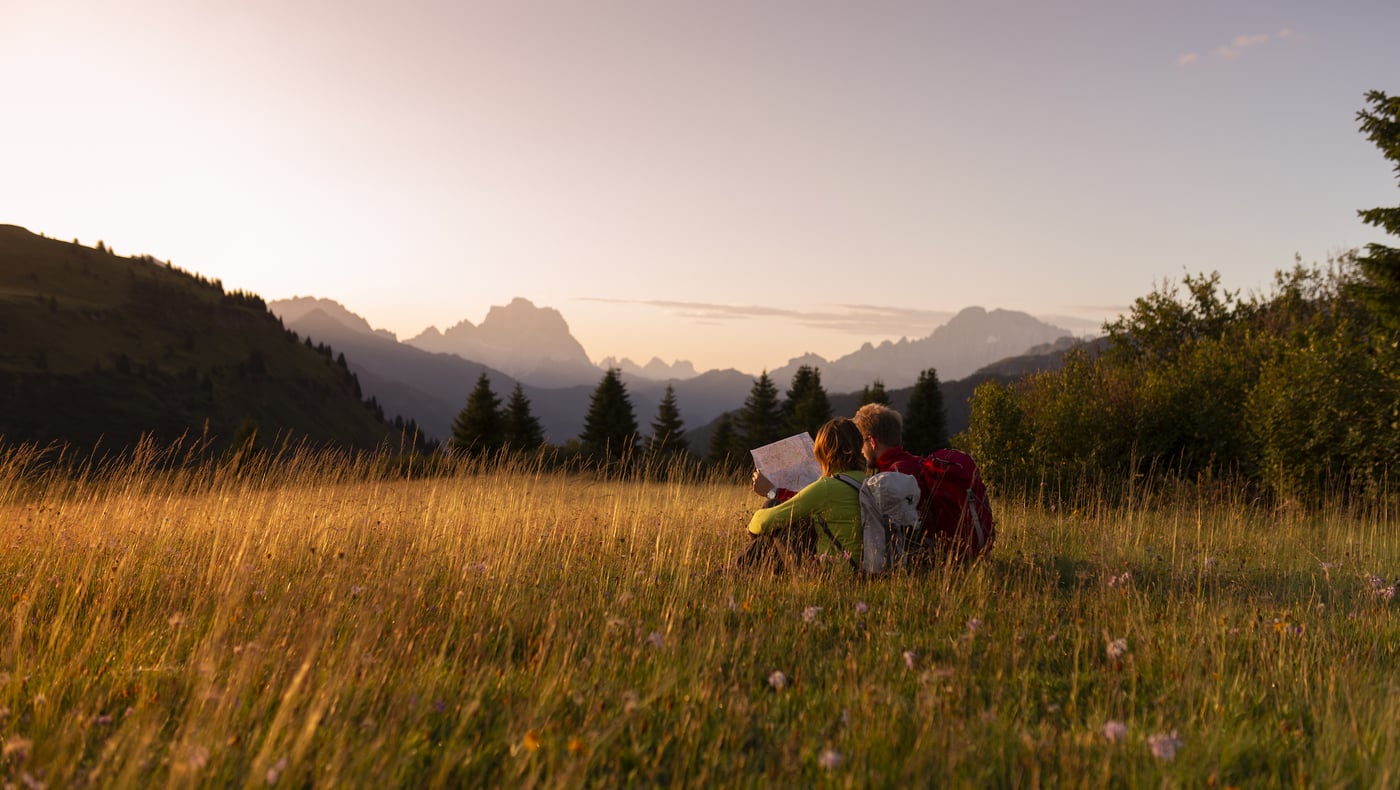 Copia di Must go places to fully enjoy the shooting star showers in the Dolomites of Arabba