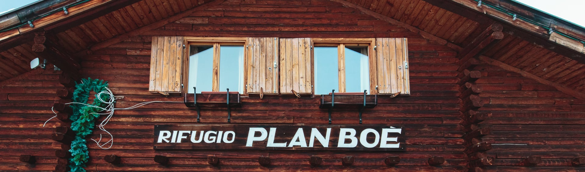 PLAN BOÈ MOUNTAIN HUT