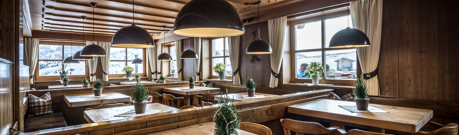 BERGHÜTTE PRALONGIÀ