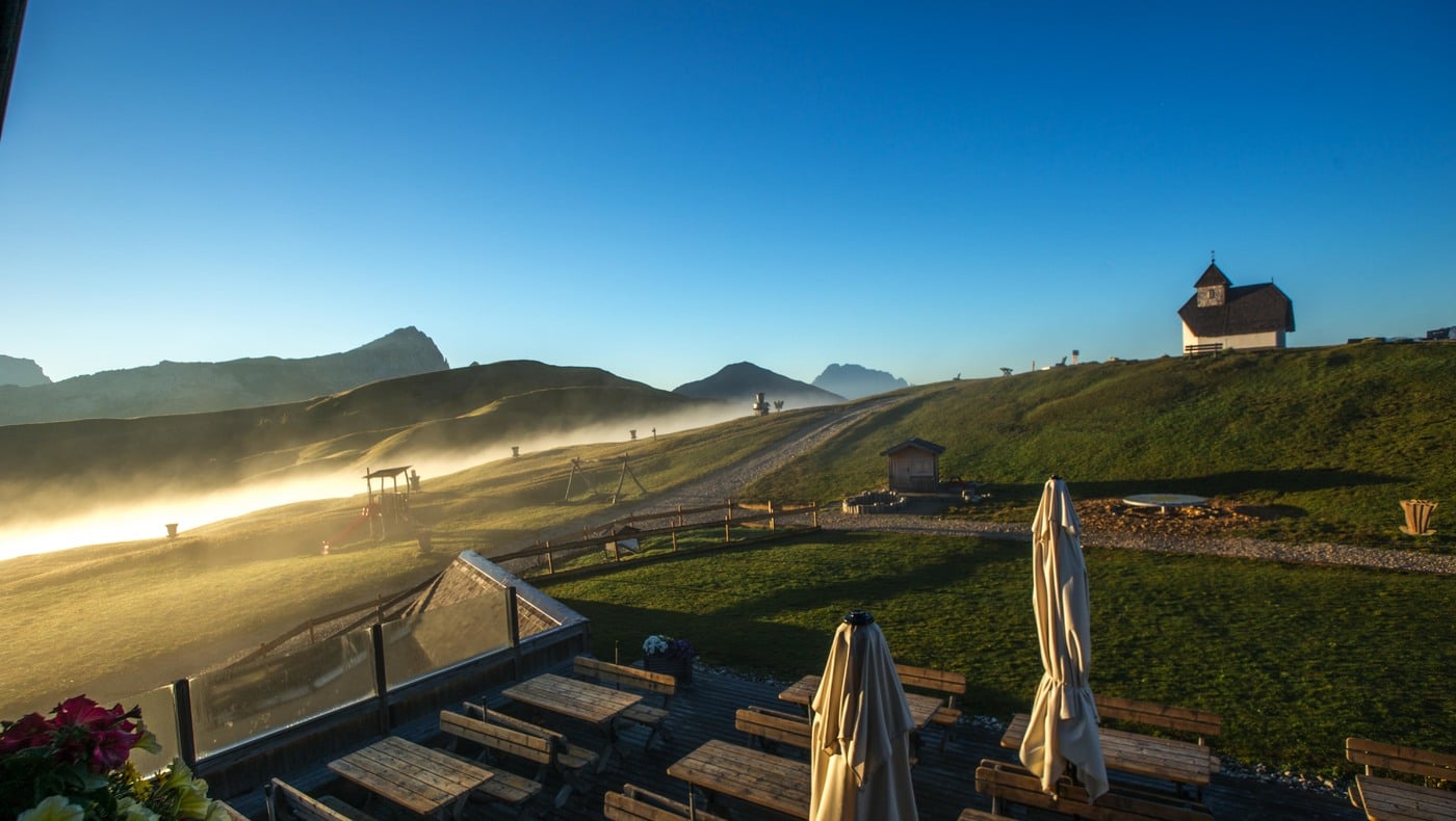 PRALONGIÀ ALPINE HUT