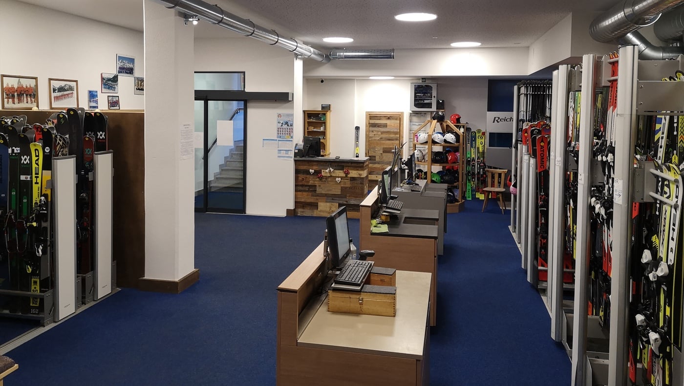 M.S.A. SPORT & RENT