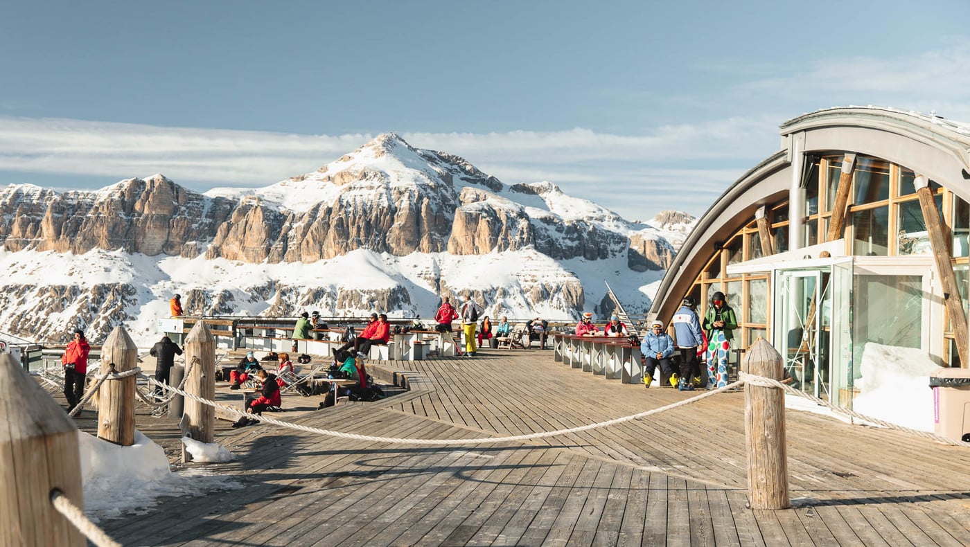 LUIGI GORZA MOUNTAIN HUT