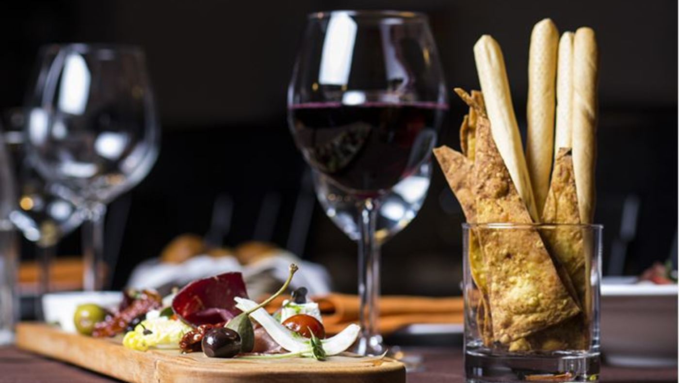 Snack & Wine Bar Heidi