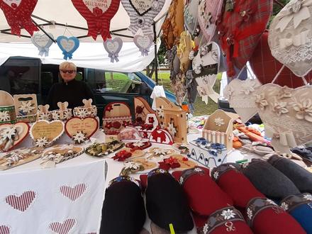 MERCATINO ARTIGIANATO