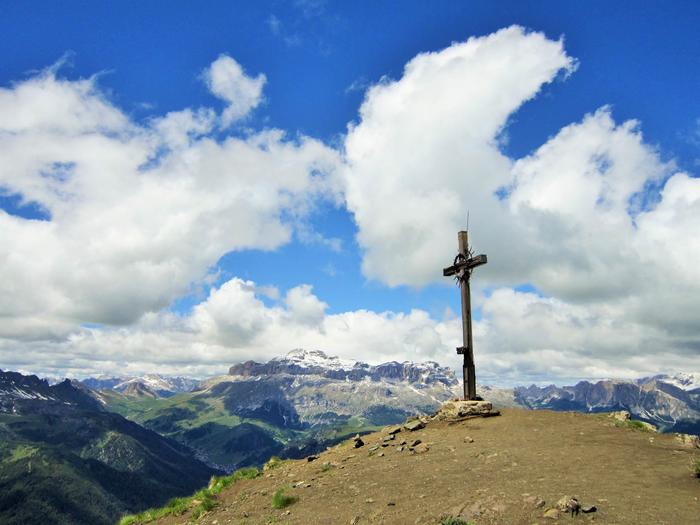 Col di Lana Trekking