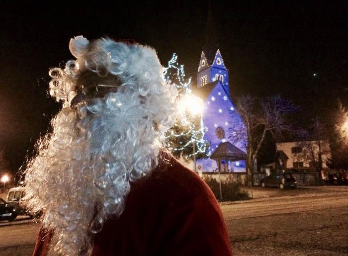 Babbo Natale in piazza ad Arabba