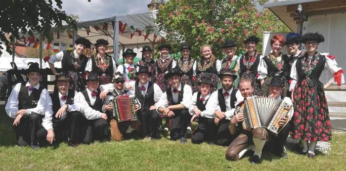 Folkloreabend mit der Gruppo Folk Fodom