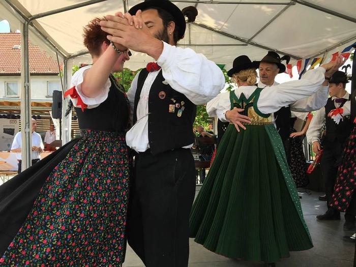 Folkloreabend mit der Gruppo Folk Fodom